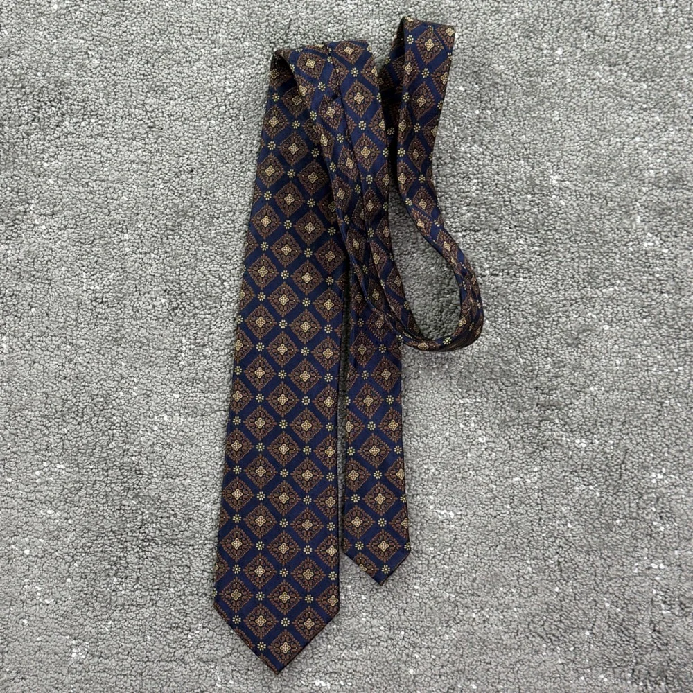 Black Brown 1826 Necktie Mens Navy Blue Gold Medallion Silk Classic Professional